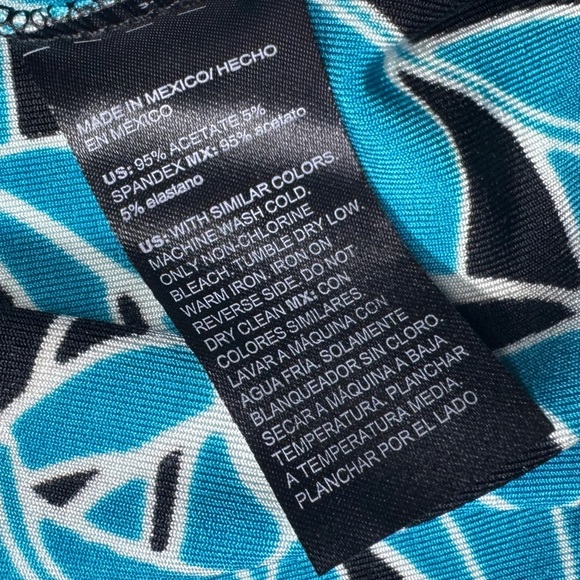 Chico’s Travelers Leaves Open Front Blue Black Tropical Print Cardigan 1 (US M) - Picture 16 of 16